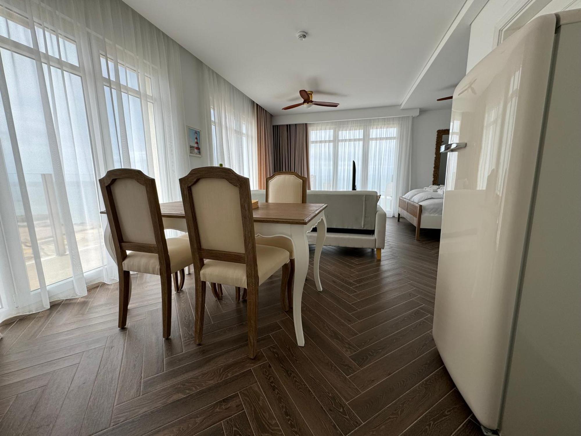 Ocean View Apartments Lourinhã Extérieur photo
