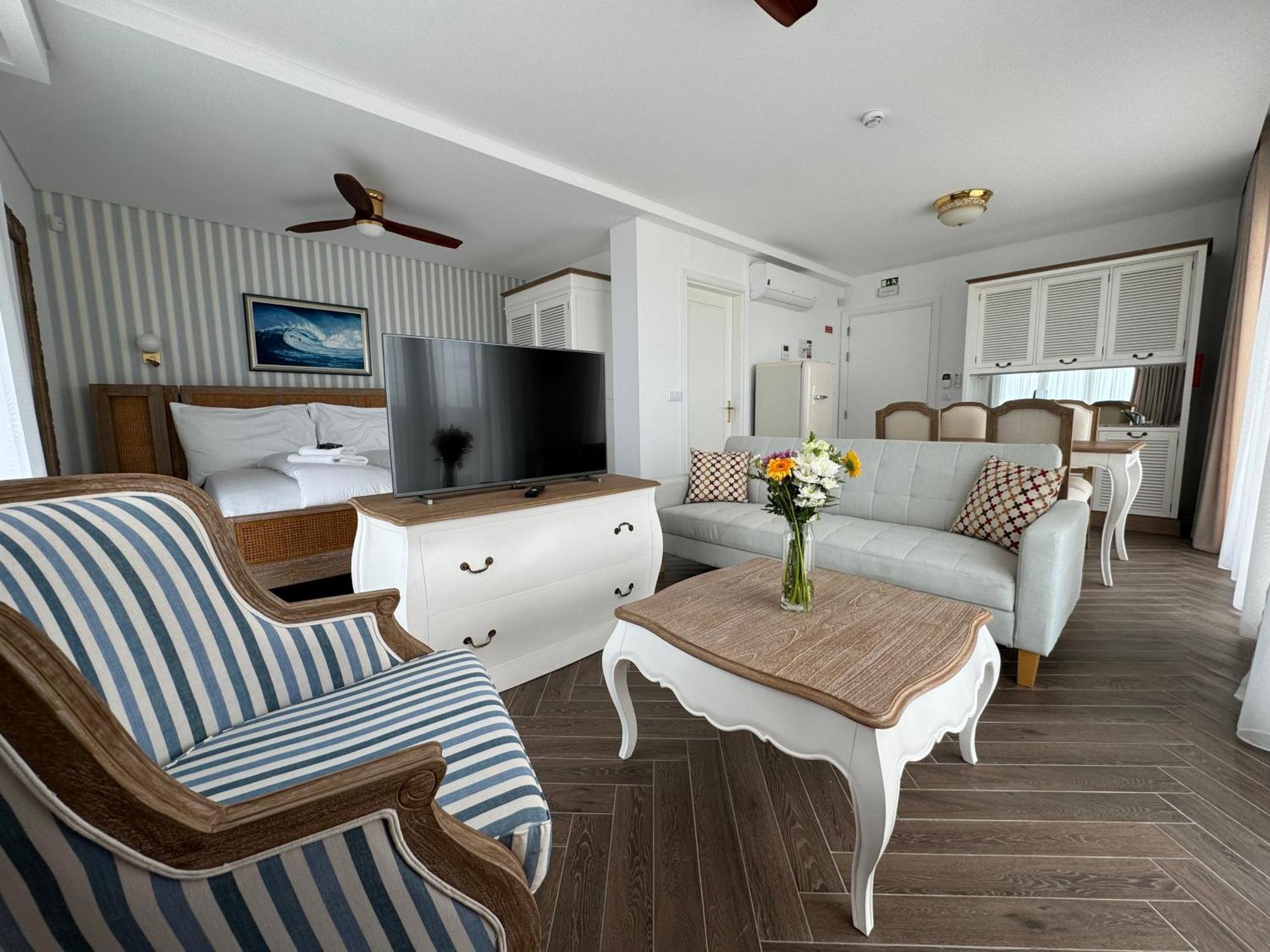 Ocean View Apartments Lourinhã Extérieur photo