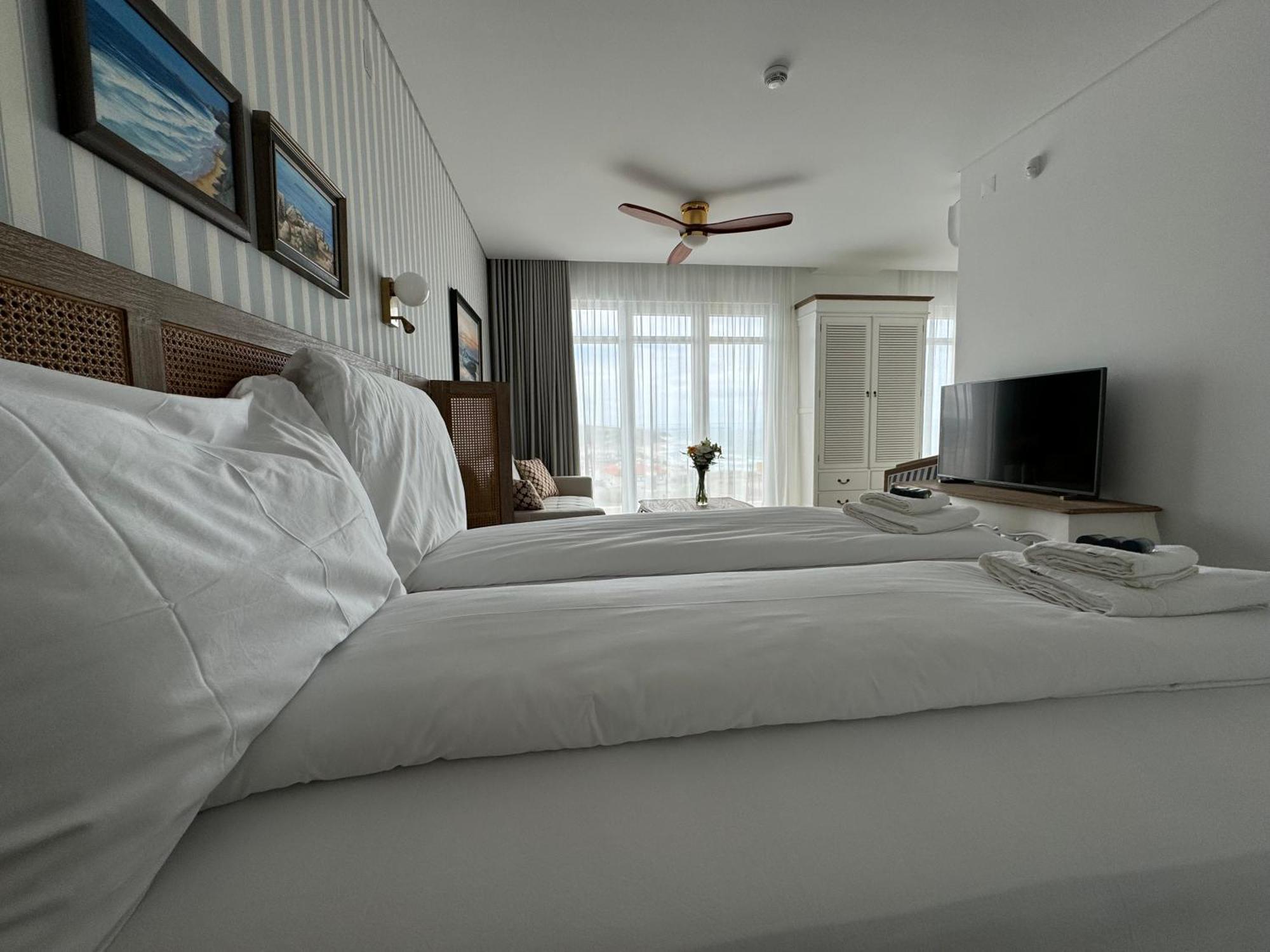 Ocean View Apartments Lourinhã Extérieur photo