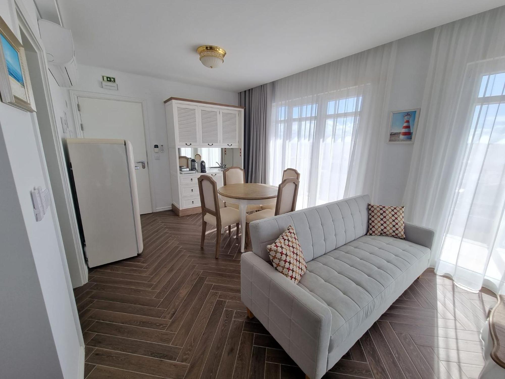 Ocean View Apartments Lourinhã Extérieur photo
